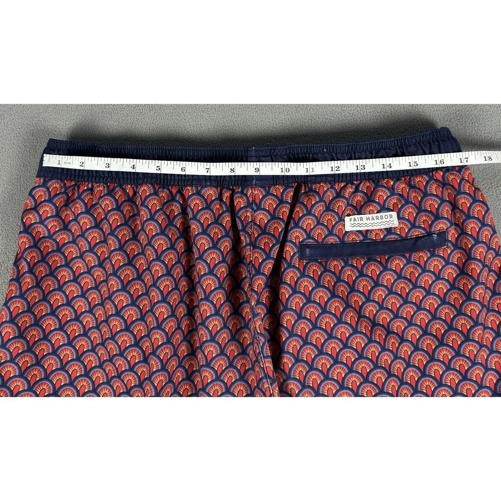 Fair Harbor Shorts Mens 2XL Red The Anchor Geometric‎ Abstract Compression Lined
